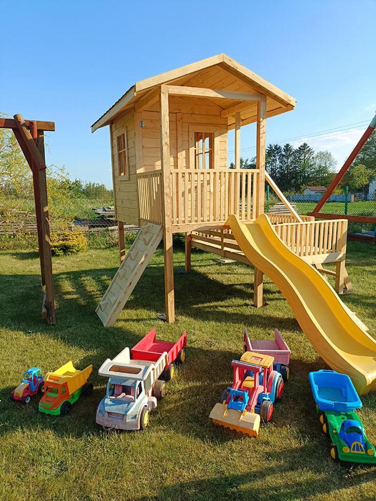 Apartamenty "Anusia" Ledzin Экстерьер фото